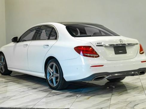 Used 2018 Mercedes-Benz E 300 image 13