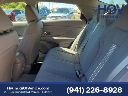 Certified 2024 Hyundai Elantra SEL FWD image 18