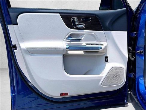 Used 2026 Mercedes-Benz GLB 250 image 18