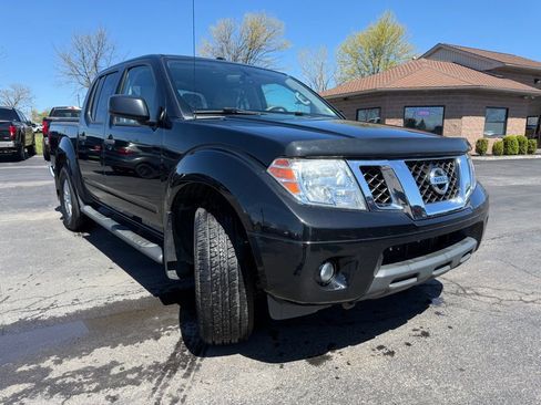 Used 2016 Nissan Frontier SV w/ SV Value Truck Package AWD/4WD image 5