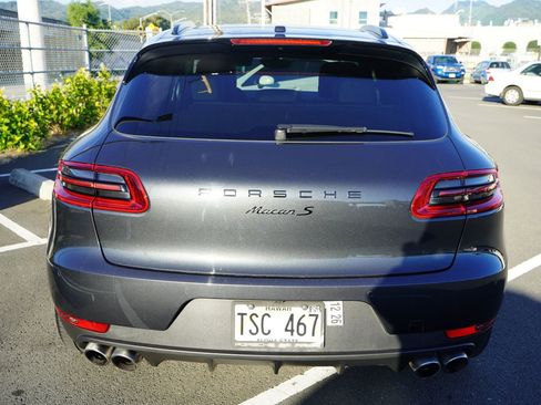 Used 2018 Porsche Macan S image 26