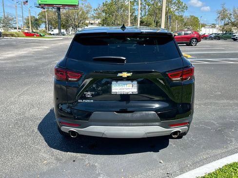 Used 2023 Chevrolet Blazer LT image 7