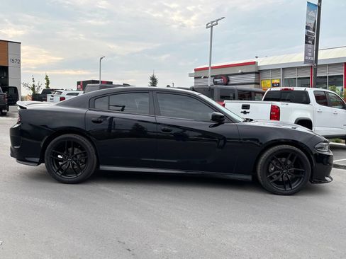 Used 2019 Dodge Charger R/T RWD image 5