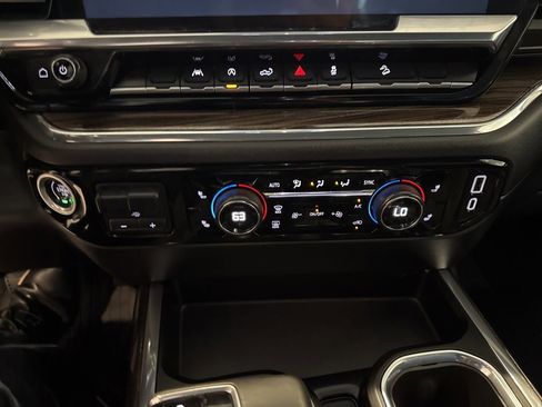 Used 2023 Chevrolet Silverado 1500 RST image 24