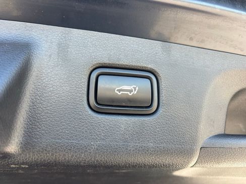 Used 2022 Hyundai Palisade SEL w/ 8P Bench Seat Package image 24