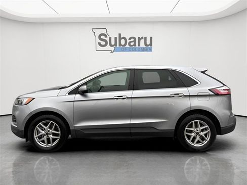 Used 2024 Ford Edge SEL image 4