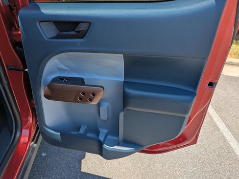 Certified 2023 Ford Maverick Lariat w/ Lariat Luxury Package FWD image 33