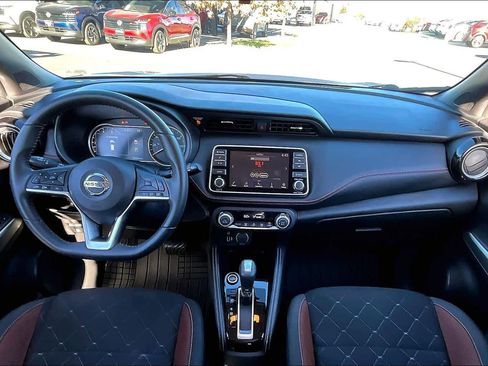 Used 2020 Nissan Kicks SR image 15