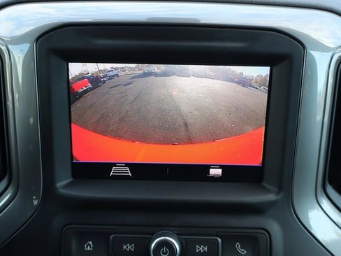 Used 2021 Chevrolet Silverado 1500 Custom image 10