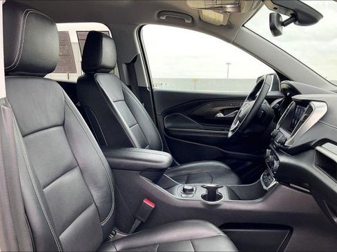 Used 2024 GMC Terrain SLT image 7