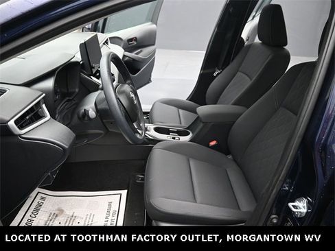 Used 2025 Toyota Corolla LE image 11