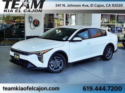 New 2026 Kia K4 LXS