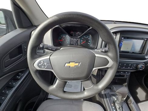 Used 2017 Chevrolet Colorado W/T w/ WT Convenience Package RWD image 12