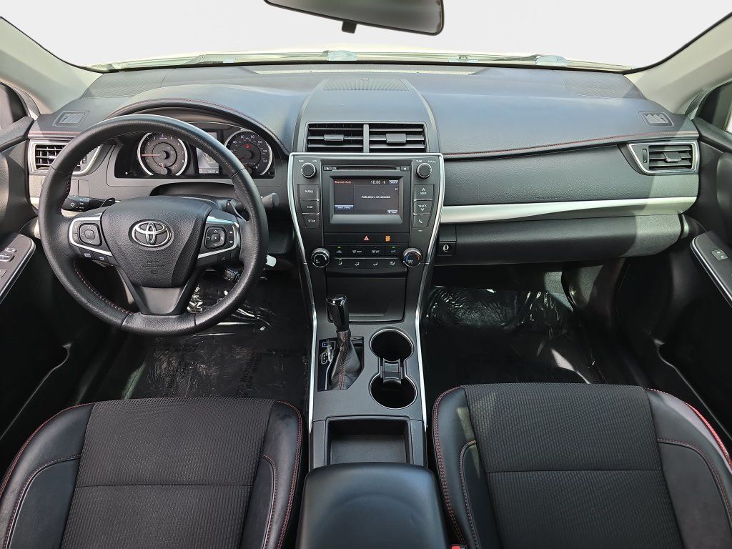 Used 2017 Toyota Camry SE FWD image 10