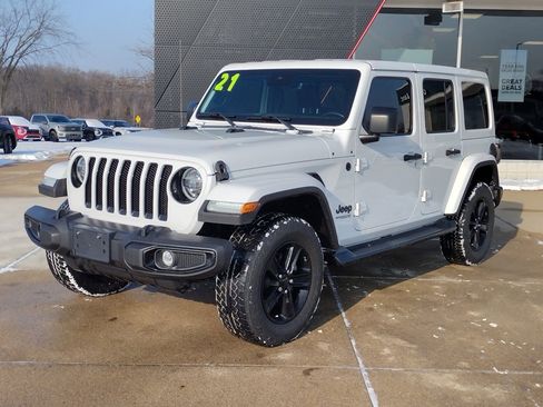 Used 2021 Jeep Wrangler Unlimited Sahara image 1