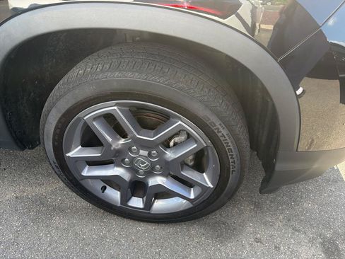Used 2023 Honda Passport EX-L image 4