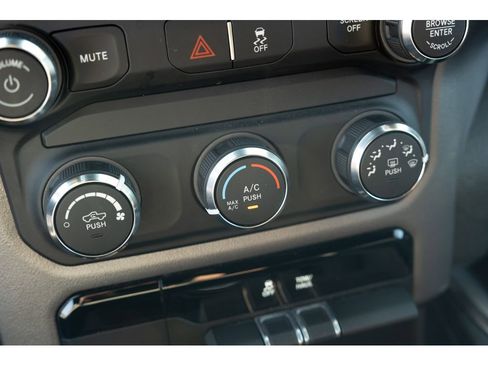 Used 2021 RAM 1500 Rebel AWD/4WD image 29