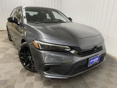 Used 2023 Honda Civic Sport image 10