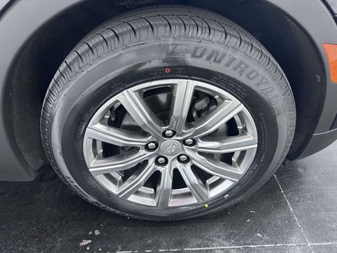 Used 2019 Cadillac XT4 Premium Luxury image 19