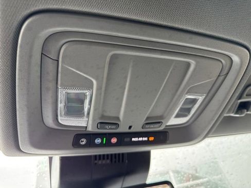 Used 2023 GMC Sierra 1500 SLT w/ SLT Premium Package image 21