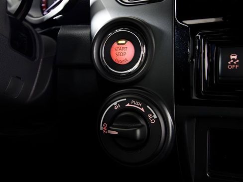 Used 2024 Nissan Titan PRO-4X w/ Off Road Protection Package image 34