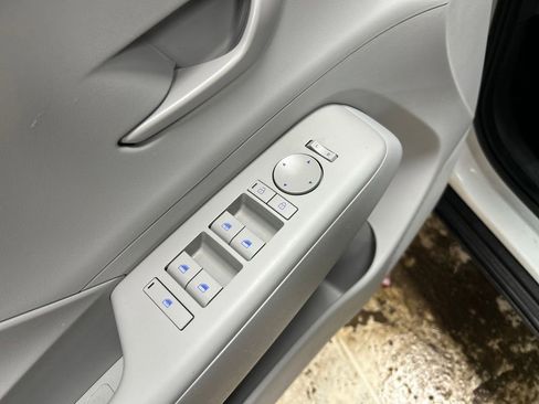 Certified 2024 Hyundai Kona SEL image 16