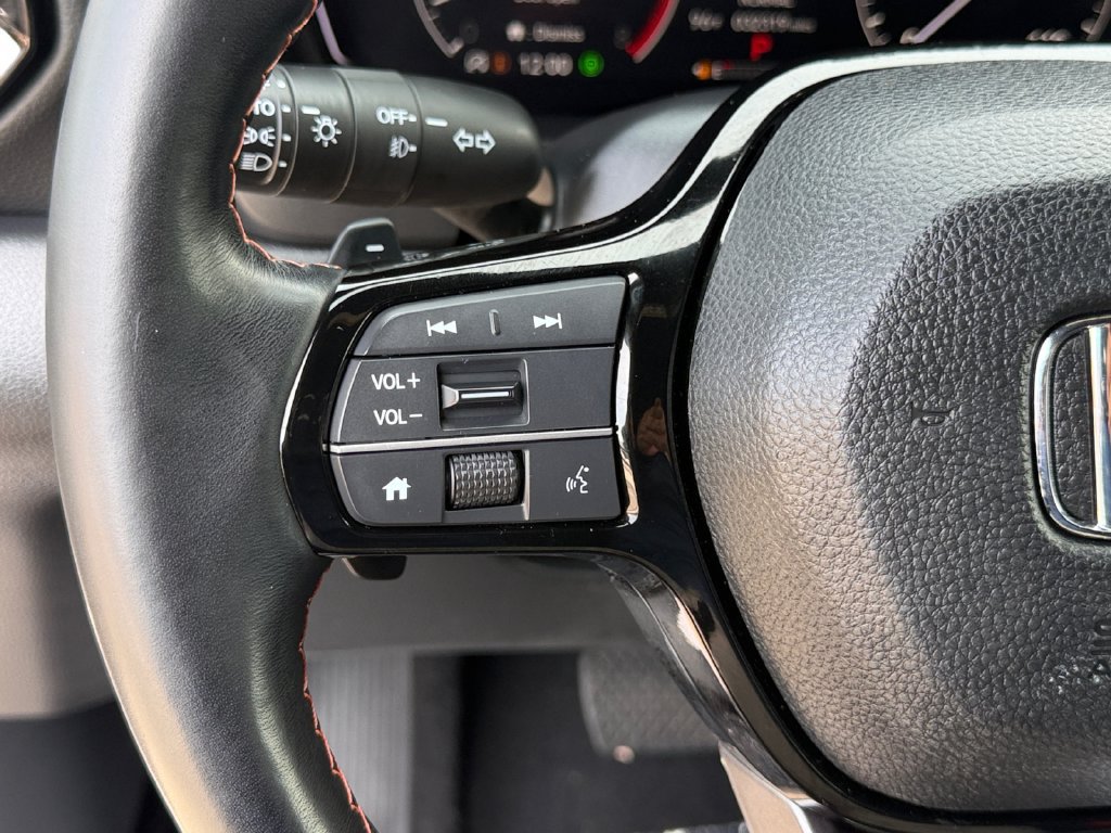 Used 2025 Honda Pilot TrailSport image 20