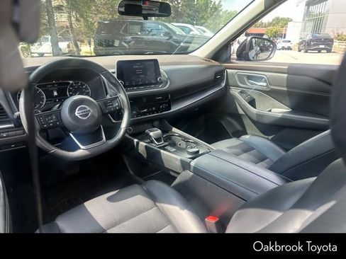 Used 2021 Nissan Rogue SV w/ Premium Package AWD/4WD image 9