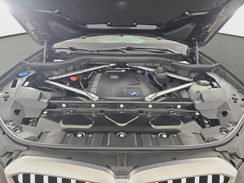 New 2026 BMW X5 xDrive40i AWD/4WD image 32