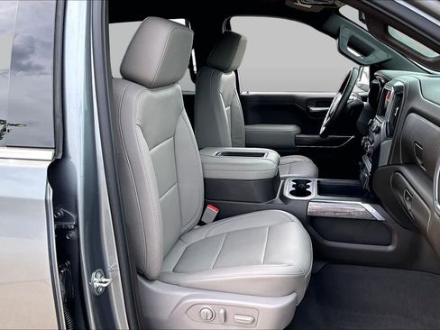 Used 2020 Chevrolet Silverado 1500 LTZ w/ LTZ Texas Edition RWD image 9