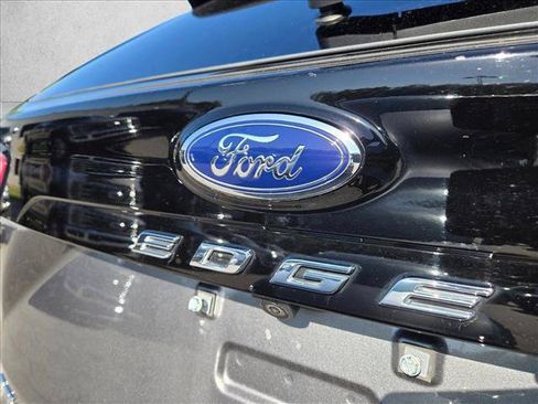 Used 2024 Ford Edge SEL AWD/4WD image 20