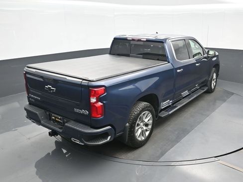 Used 2021 Chevrolet Silverado 1500 High Country w/ Technology Package AWD/4WD image 21