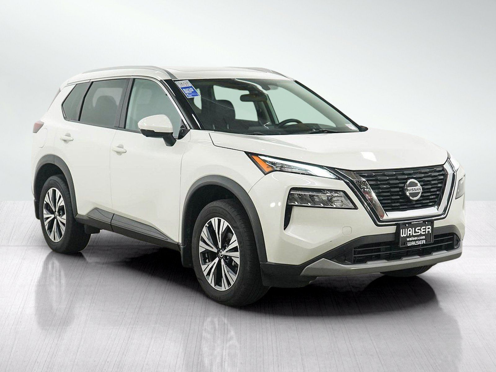 Used 2021 Nissan Rogue SV w/ Premium Package AWD/4WD image 8