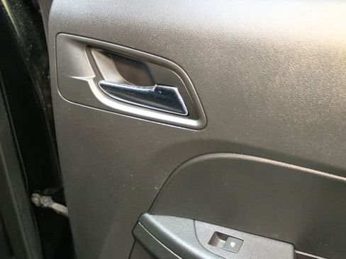 Used 2017 Chevrolet Equinox LS image 13