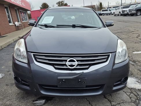 Used 2010 Nissan Altima 2.5 SL w/ SL Pkg image 2