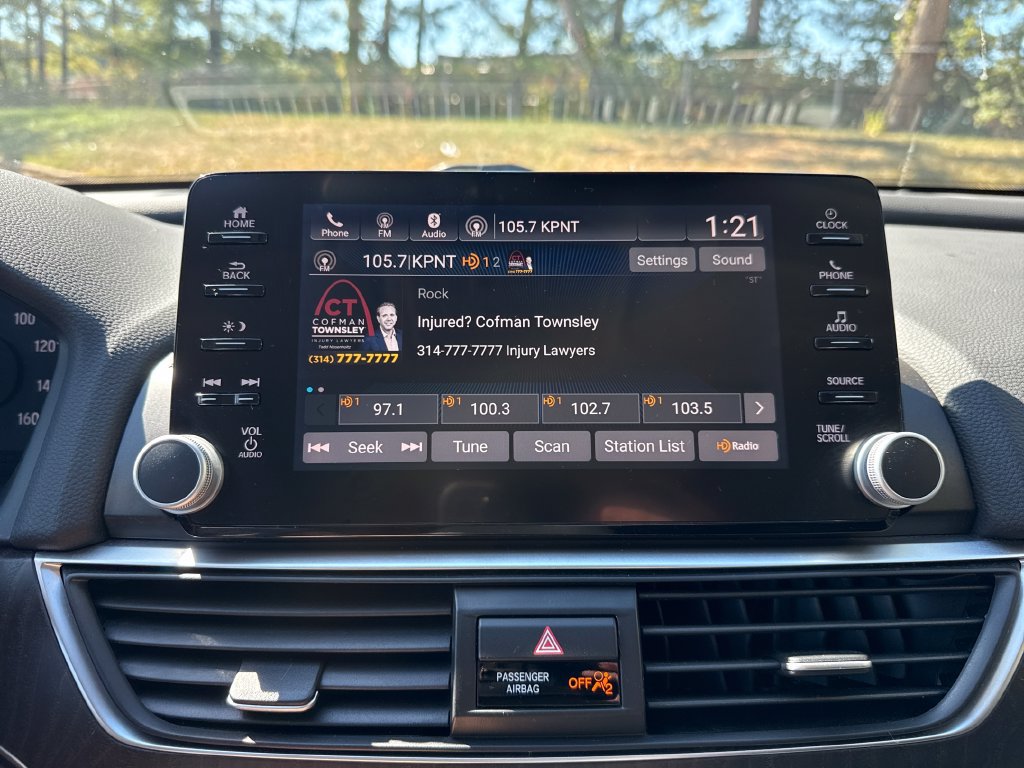 Used 2018 Honda Accord EX image 16