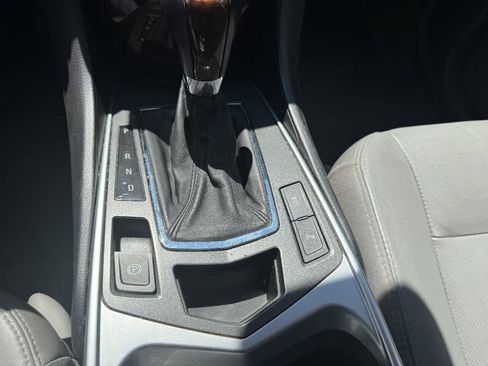 Used 2011 Cadillac SRX Luxury AWD/4WD image 22