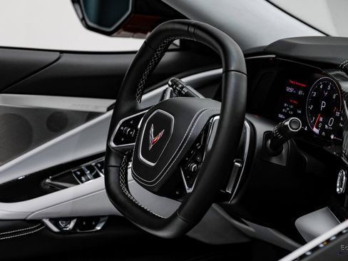 Used 2021 Chevrolet Corvette Stingray Premium Conv w/ Z51 Performance Package image 58