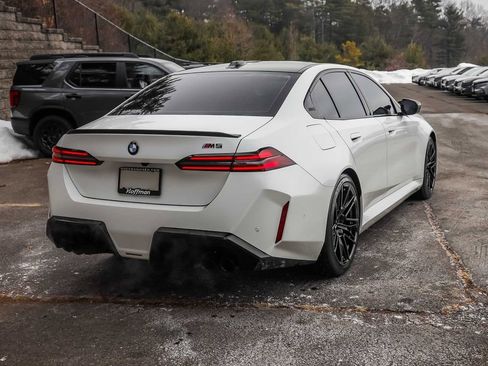 Used 2025 BMW M5 w/ Carbon Package image 5