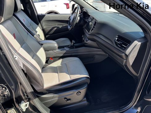 Used 2023 Dodge Durango GT image 19