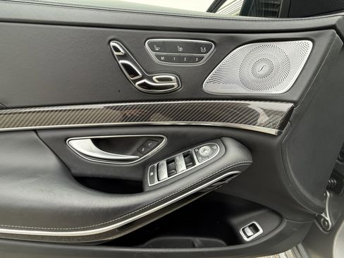 Used 2016 Mercedes-Benz S 63 AMG 4MATIC Sedan image 12