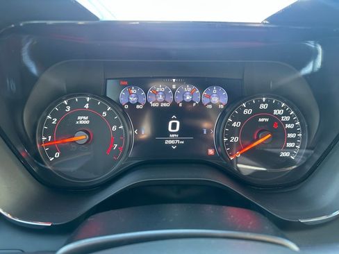 Used 2019 Chevrolet Camaro ZL1 image 12