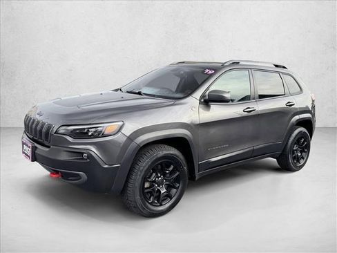 Used 2019 Jeep Cherokee Trailhawk w/ Cold Weather Group image 1