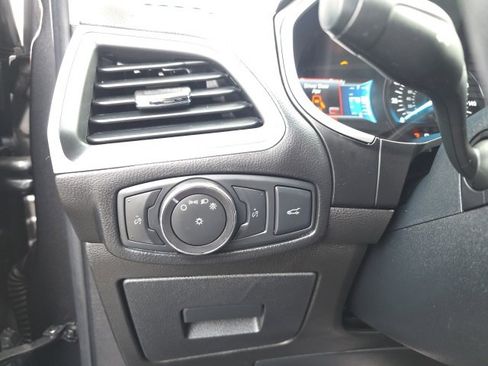 Used 2016 Ford Edge SEL w/ Equipment Group 201A image 11