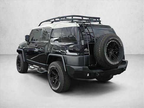 Used 2007 Toyota FJ Cruiser 4WD image 8