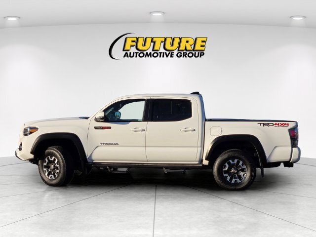 Certified 2023 Toyota Tacoma TRD Off-Road w/ TRD Premium Off Road Package AWD/4WD image 9