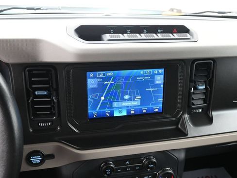 Used 2022 Ford Bronco Wildtrak AWD/4WD image 13