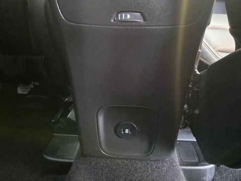 Used 2024 Ford Escape Platinum AWD/4WD image 30