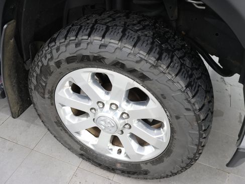 Used 2019 RAM 2500 Big Horn AWD/4WD image 3