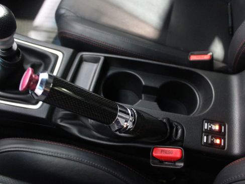 Used 2015 Subaru WRX Limited image 32